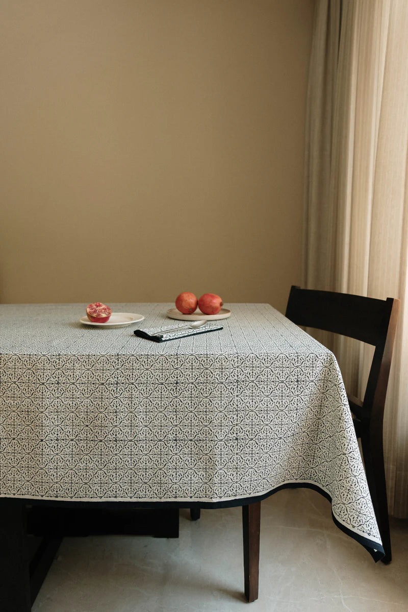 Mehrab Blockprinted Tablecloth - 8-Seater (180 × 270 cm)