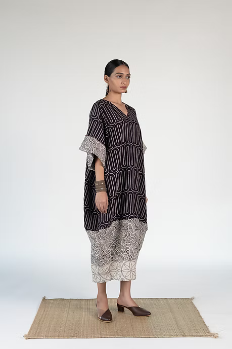 Bnw Waves Cowl Dress